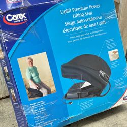 Electric Que  De Luxe Uplift 