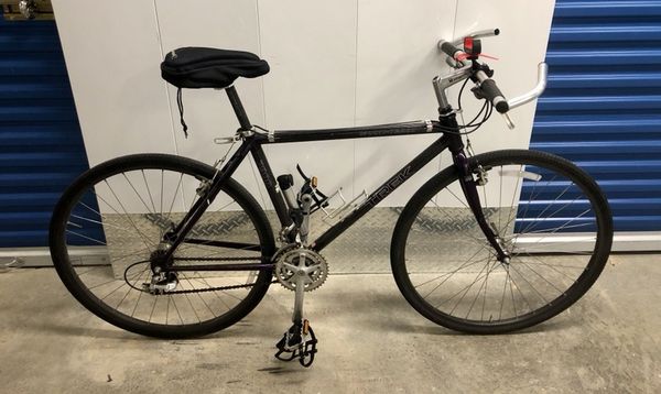 28 Trek Mulrack 7900 21 Sd All Carbon Fiber Hybrid Bike Like 28 Trek Mulrack 7900 21 Sd All Carbon Fiber Hybrid Bike Like New