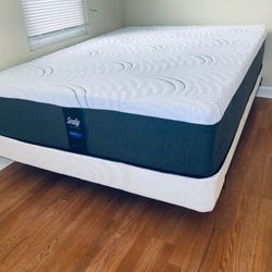 BRANDED Queen Memory Foam Gel 13” New Delivery Available 