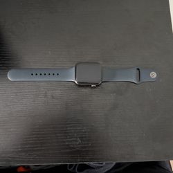 Apple Watch SE (Gen 2) 44 MM Aluminum & Ceramic Case