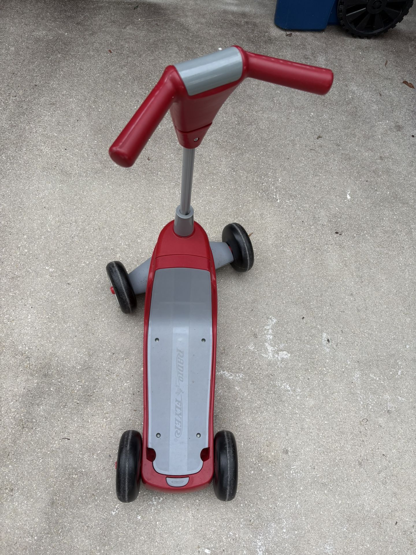 My first kids scooter Radio Flyer