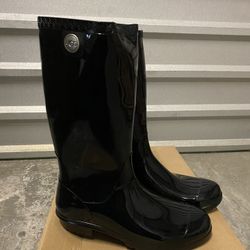 BRAND NEW WOMENS UGG RAINBOOTS SIZE 9