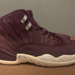 Jordan 12 Bordeaux retro size 10