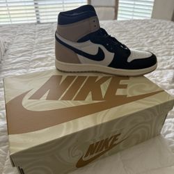 Jordan 1 Retro High OG - Latte 