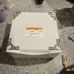 Washer or Dryer Pedestal Whirlpool