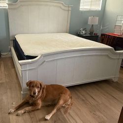 King/Cal King Bed Frame