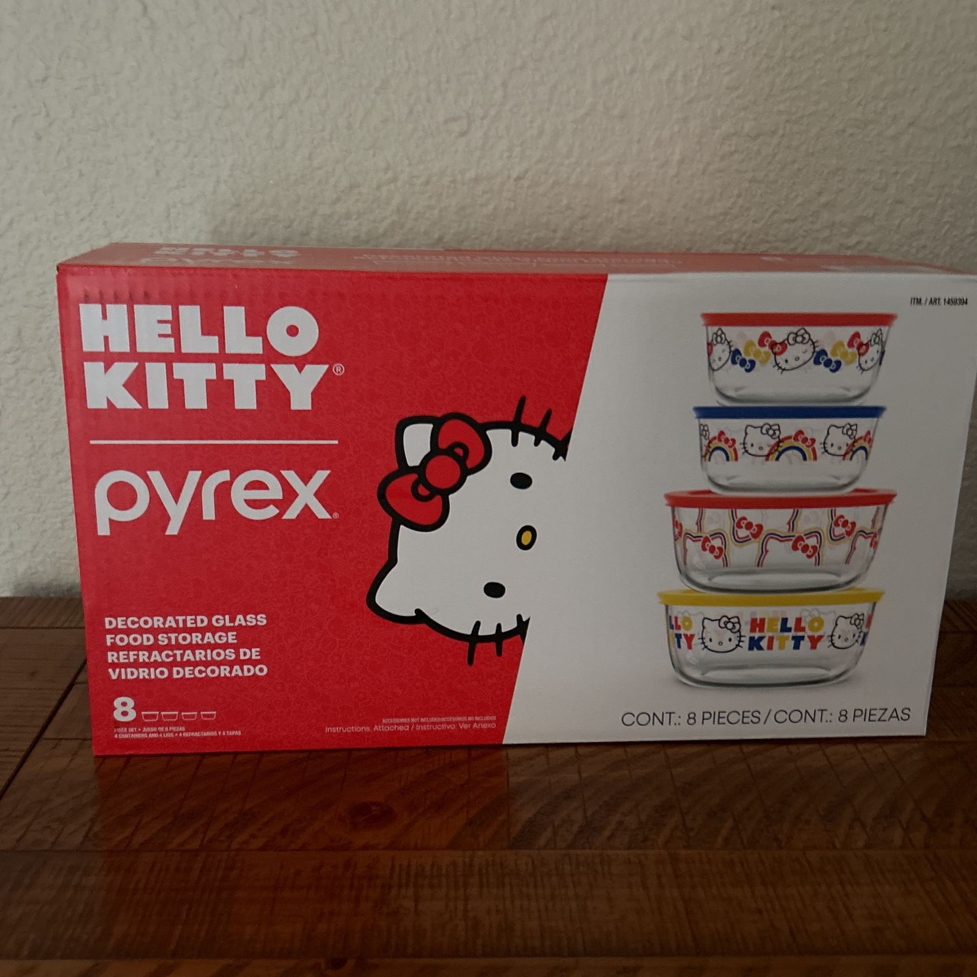 Hello kitty Pyrex Glass Food Storage