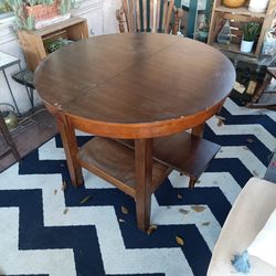 Small Table With Leaf