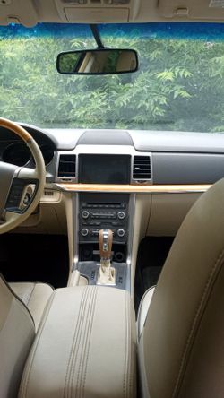 2012 Lincoln MKZ