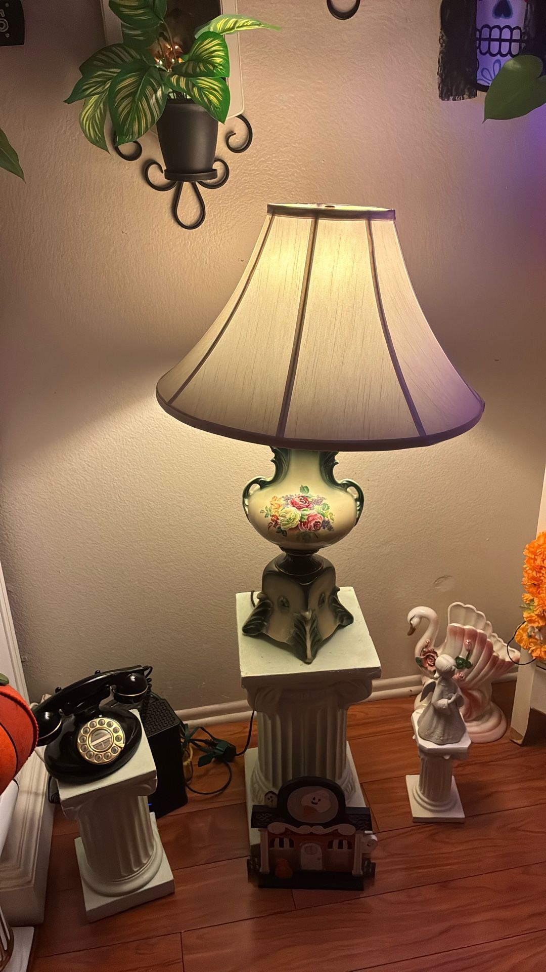 antique lamp
