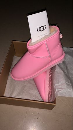 Pink Ugg’s