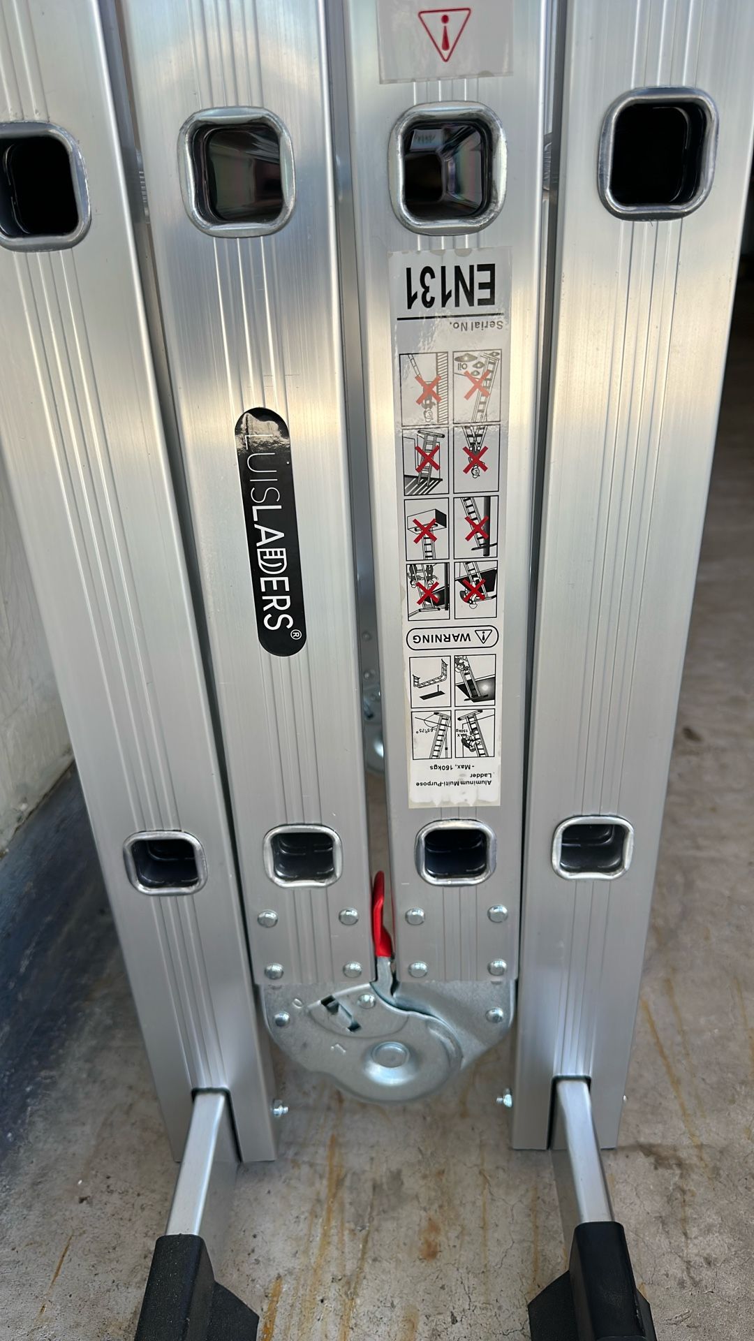 Luis Ladder 12.5 Foot
