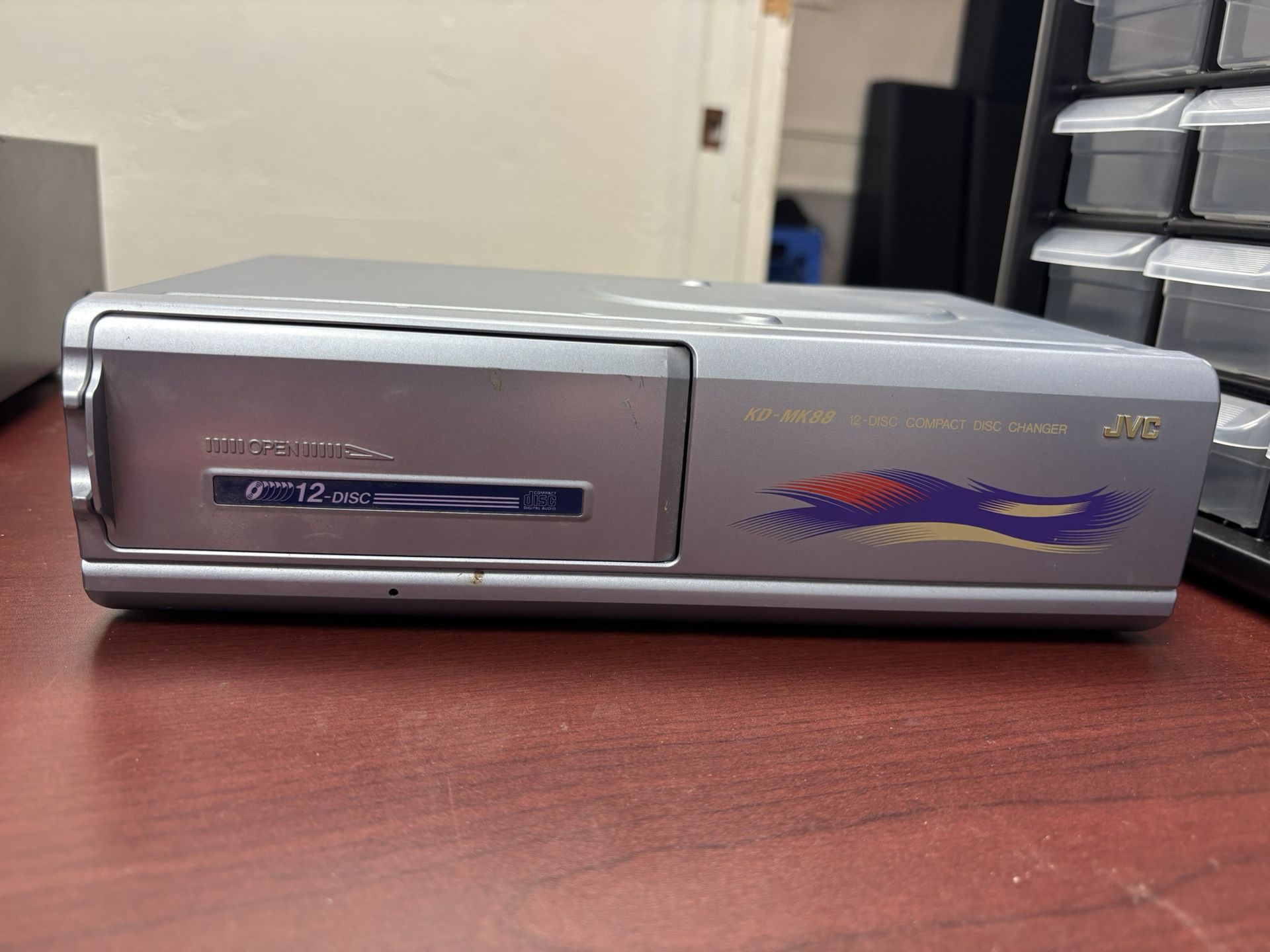 JVC KD-MK88 12 Disc Changer  