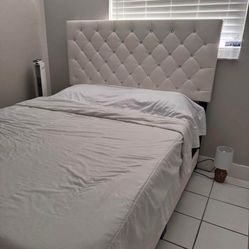 Vendo Cama Queen 