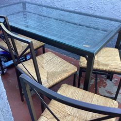 Glass Iron Table With Seaweed Chairs