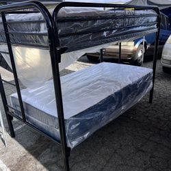 Litera Twin Size Nueva En Su Caja Incluye Colchones 