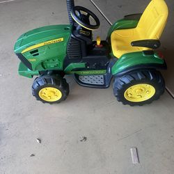 Peg Perego John Deere Tractor