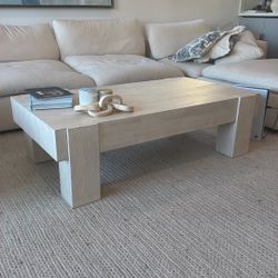 Pottery Barn Laguna Coffee Table – Sand Dune – Excellent Condition