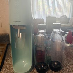 Teal Sodastream with cannister and two bottles