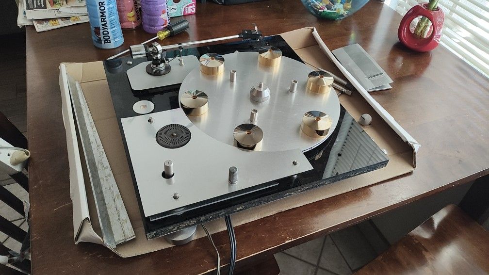 Transcriptors Hydraulic Reference Turntable
