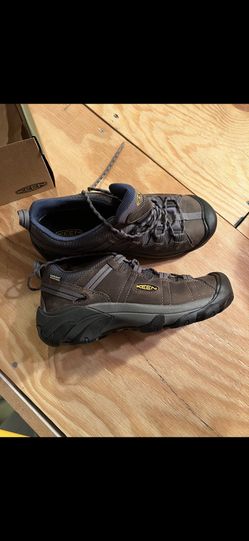 KEEN Men's Targhee 2 Low Height Waterproof Hiking Shoes
