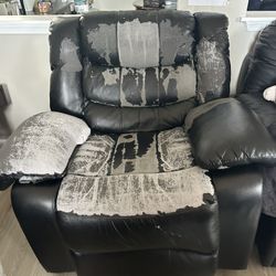 Free Sofa Set