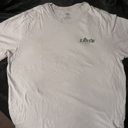 Levi’s Tee 