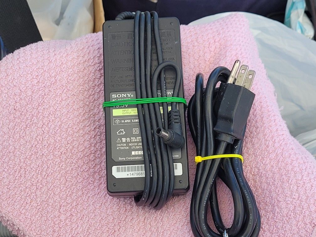 SONY VAIO LAPTOP CHARGER 19.5. V