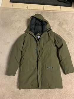 Men’s Canada Goose Parka size XL