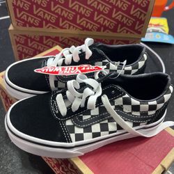 Kids Vans Size 12.5 Y