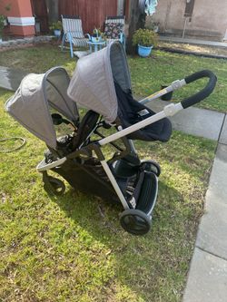 Graco Ready2Grow LX 2.0 Double Stroller Features Bench Seat Standing Platform