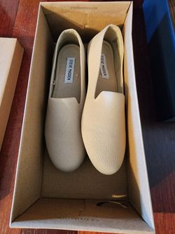 Steve Madden Sabin Flats Size 6.5