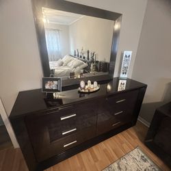 King Bedroom Set