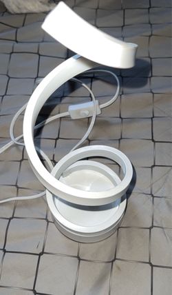 Modern White Spiral LED Lamp – Multiple Light Tones