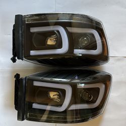 Dodge Ram 1500/2500/3500 LED DRL Headlight Year 2006-2009