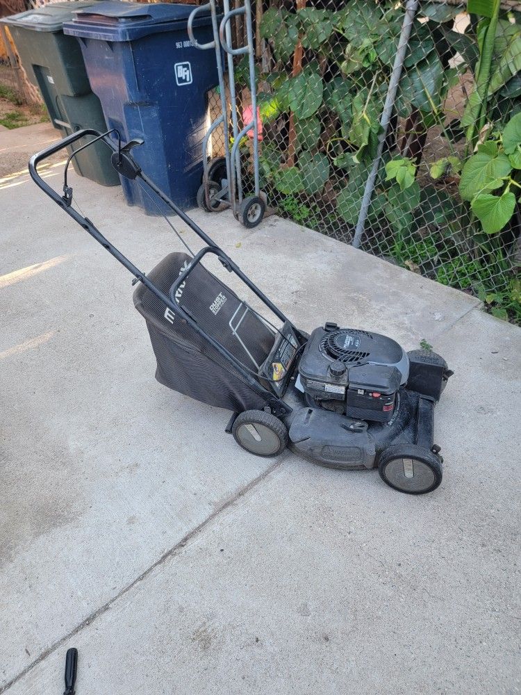 Murray Select Self Proppeled Lawn Mower 20" 6.0 HP 