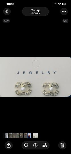 Luxury Encrusted Criss-Pearl Stud Earrings,