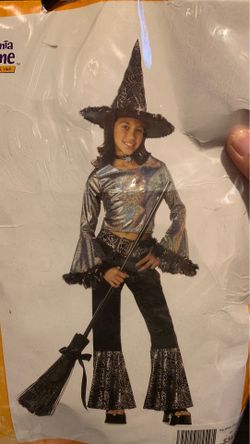 Witch size small 6 to 8 costume