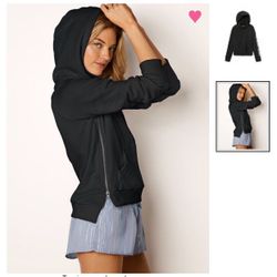 Victoria logo hoodie
