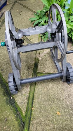 Hose reel