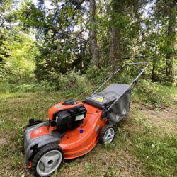 FS: Husqvarna AWD Mower Self-Propelled Lawnmower
