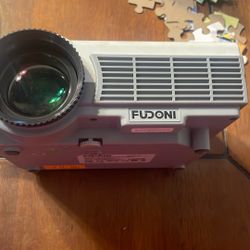 Fudoni Projector 