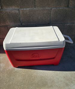Igloo Red and White Cooler
