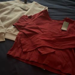 NEW 2 Womens Tops - Sweater & Long sleeve - Small