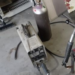 Classic Style Electric Welder + Bottle included