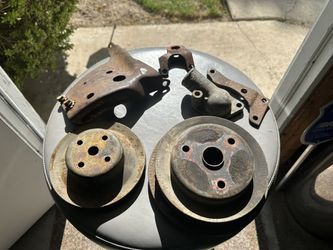 SBC Pulleys/Alternator Bracket