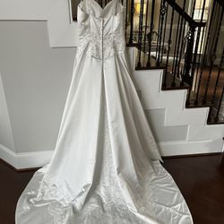 Amazing Wedding Dress