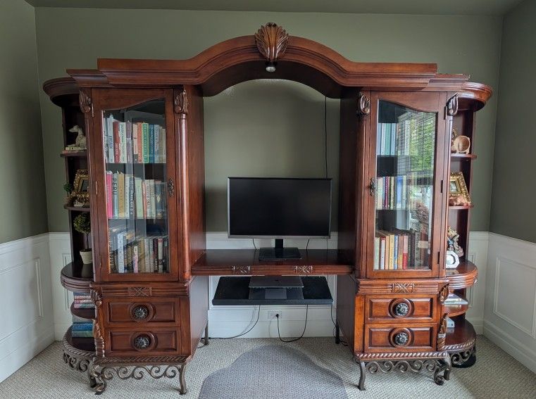 Desk / Entertainment Center with Bookcases