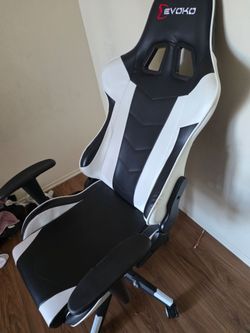 Gaming chair