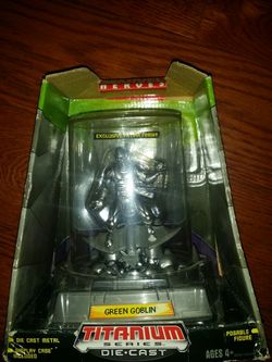 Collector Titanium series die cast Green Goblin